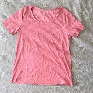 Classic Scoop Neck Pocket Tee - Pink